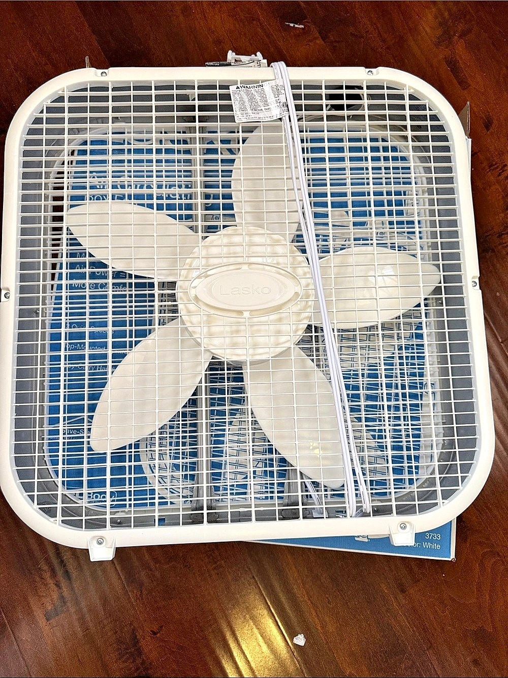 Lasko 3733 Air Circulating Box Fan